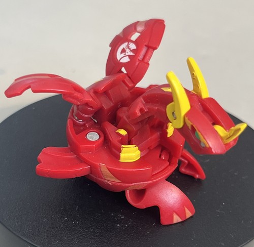 Bakugan new vestroia pyrus - vestroia,